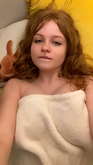 Woke Up Reveal: Teen Tits on OnlyFans'