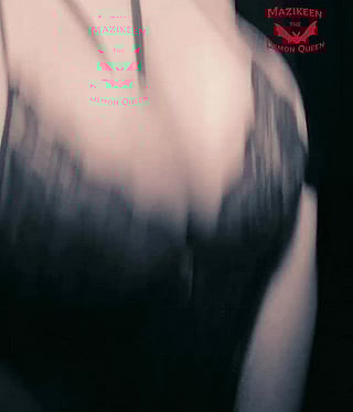 Slow Drain with Demon Queen: Boobs, Bouncing, and Cleavage'