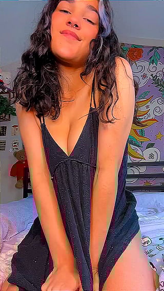 Squeeze or Lick First: Amateur Teen with Big Tits and Cute Ass'