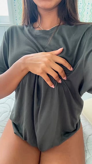Fuckdoll Energy: Big Tits Latina Reveal'