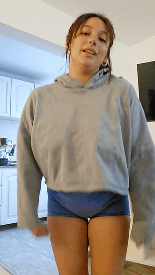 Too Good Not to Share: Girl in Gray Sweatshirt Shows Off Her Butt'