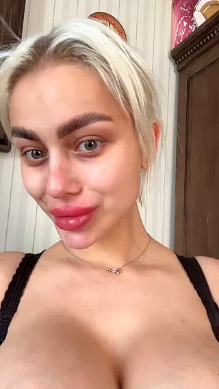 Big Tits, Boobs, Tits: Does Anyone Appreciate My Cleavage?'