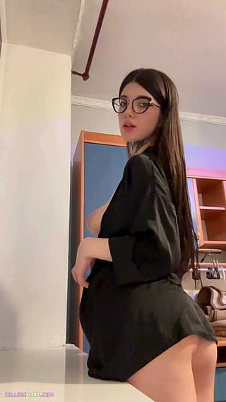 Gothic German Babe LunaDusk Gets Filthy Solo - Natural Tits & Ass Galore!