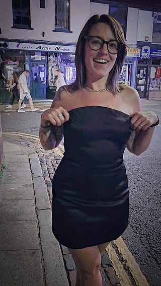 Titty Flashing on the Street: A White Girl's Homemade Moment'