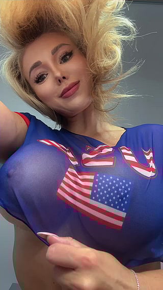 Big Boobs Celebrate Independence Day'