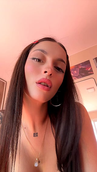 Big Tits, Boobs, C Cup Natural: No Implants, No Piercings, Just All Natural Me'