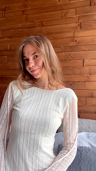 Titty Tease: Cute, Natural, and Petite'