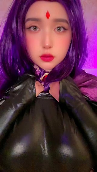 Bouncing Hot Boobs: A Teen's OnlyFans Adventure'