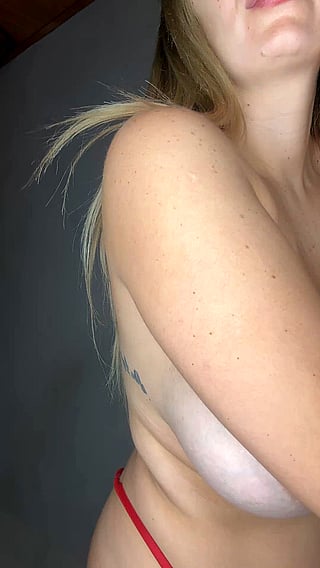 Massive Titties MILF: Love 'em or Leave 'em?'