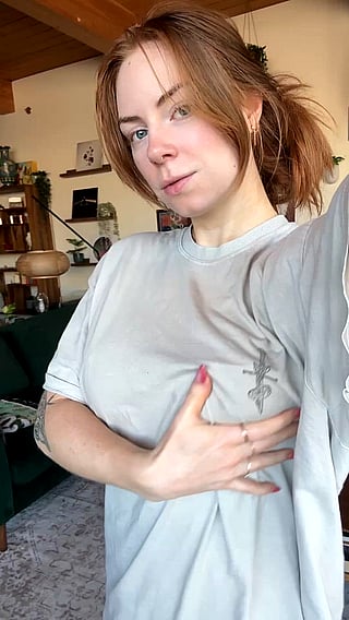 Redhead Bouncing Boobs: Gandalf's Unhappy Work Search'