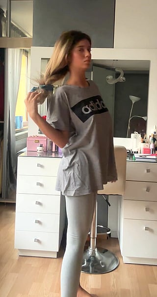 College Chick Reveals Her Big Tits'