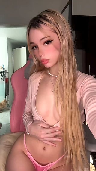 Homegrown Tasty Reveal: B Cup Big Tits'