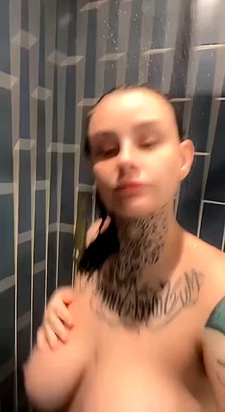 Wet Kiss with Big Tits: OnlyFans Model'