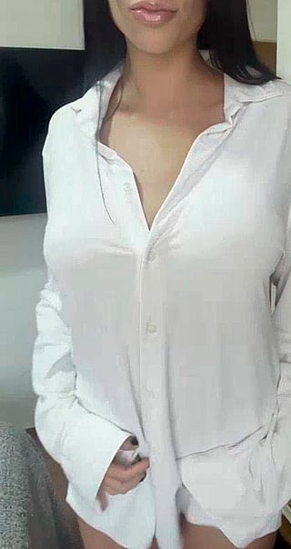 Get Up Close and Personal with These Tits'