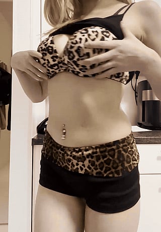Titty Drop: Dropping My Halfie Naturals'