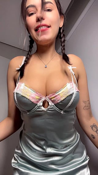 Big Tits Reveal: No Plastic, No Push-Up, Just Gravity Defying Curves'