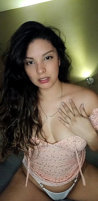 Blonde Cock Cum Latina Natural Tits'