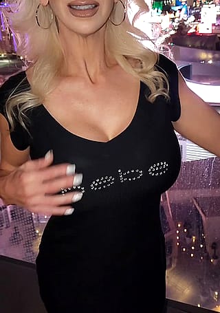 when in Vegas tits must be out'