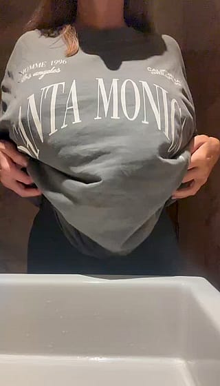 restroom flashing'