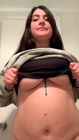 Love a cute tit reveal from a bigger girl'