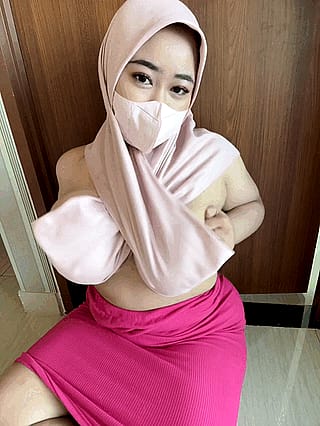 Don't ever underestimate hijab girls, specially asian ones [drop]'