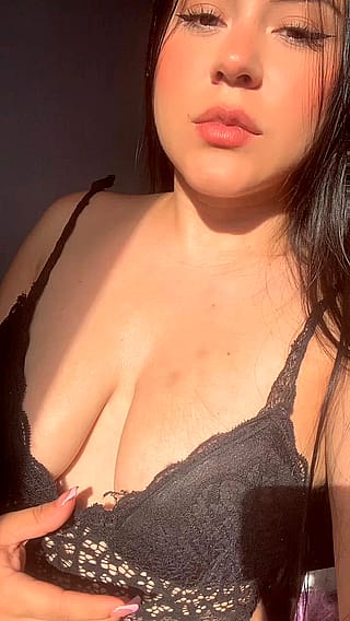 Suck and fuck my homegrown latina tits'