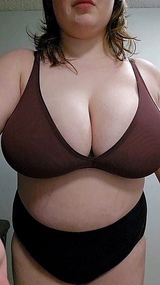 Do you like my brown bra?'