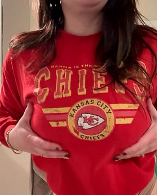 (Drop)ped in to celebrate the Chiefs win!!'