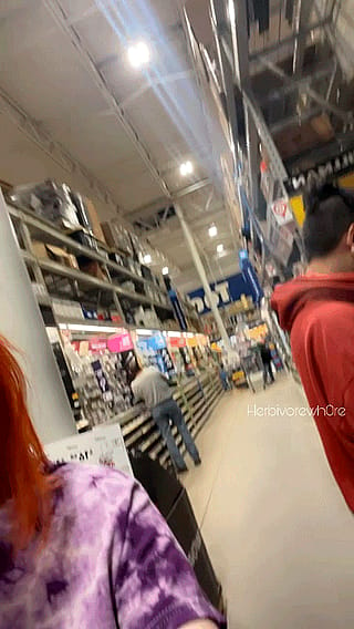 Titty reveal at Lowes in hopes of finding some big tools'