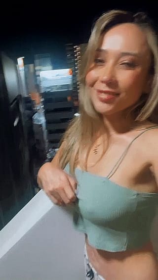 Busty girl from Japan (reveal)'