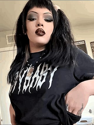 Goth girl boobs'