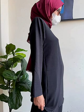 Nothing under my Abaya, Here's a titty reveal to prove it'